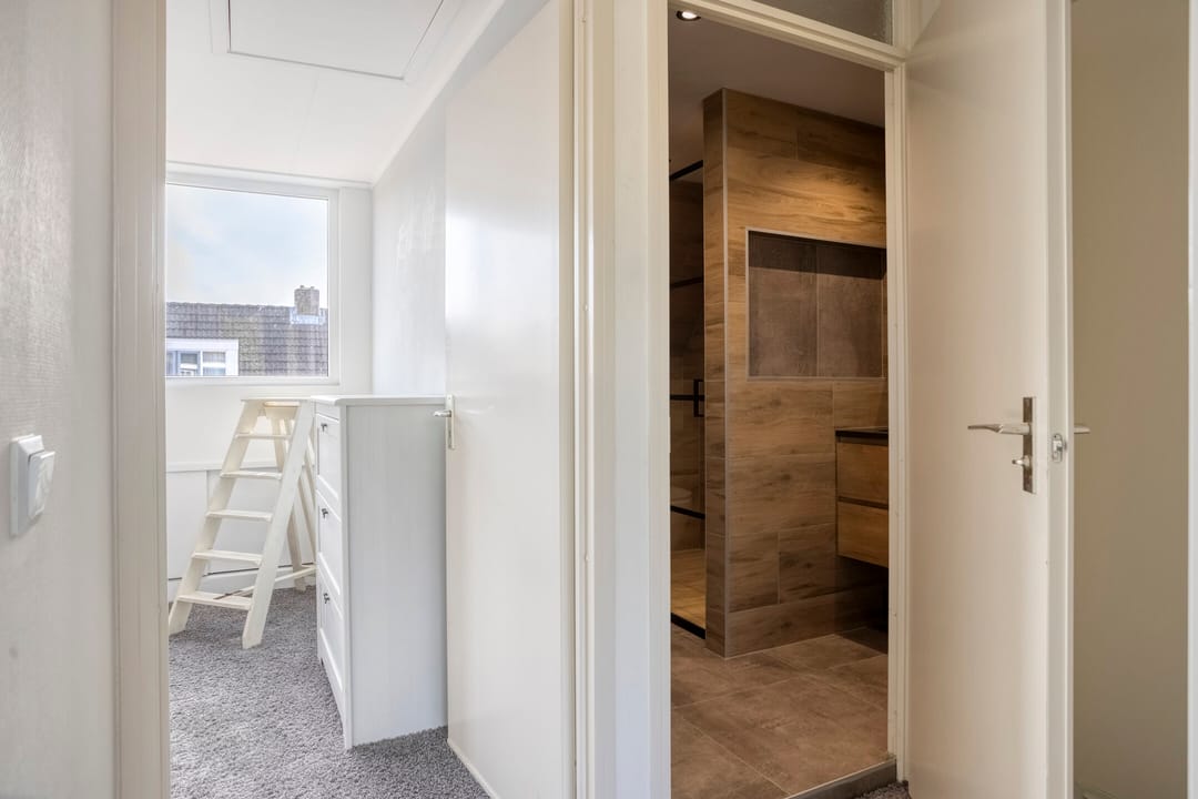 Foto 13 van Meidoornhof 8