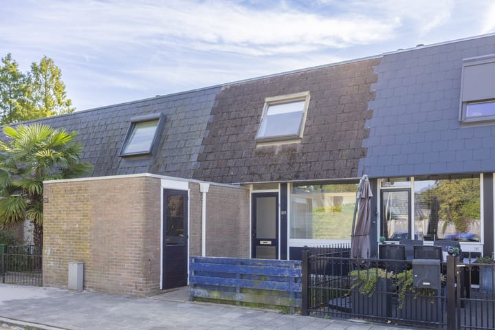 Photo 4 of Zwanenveld 3326