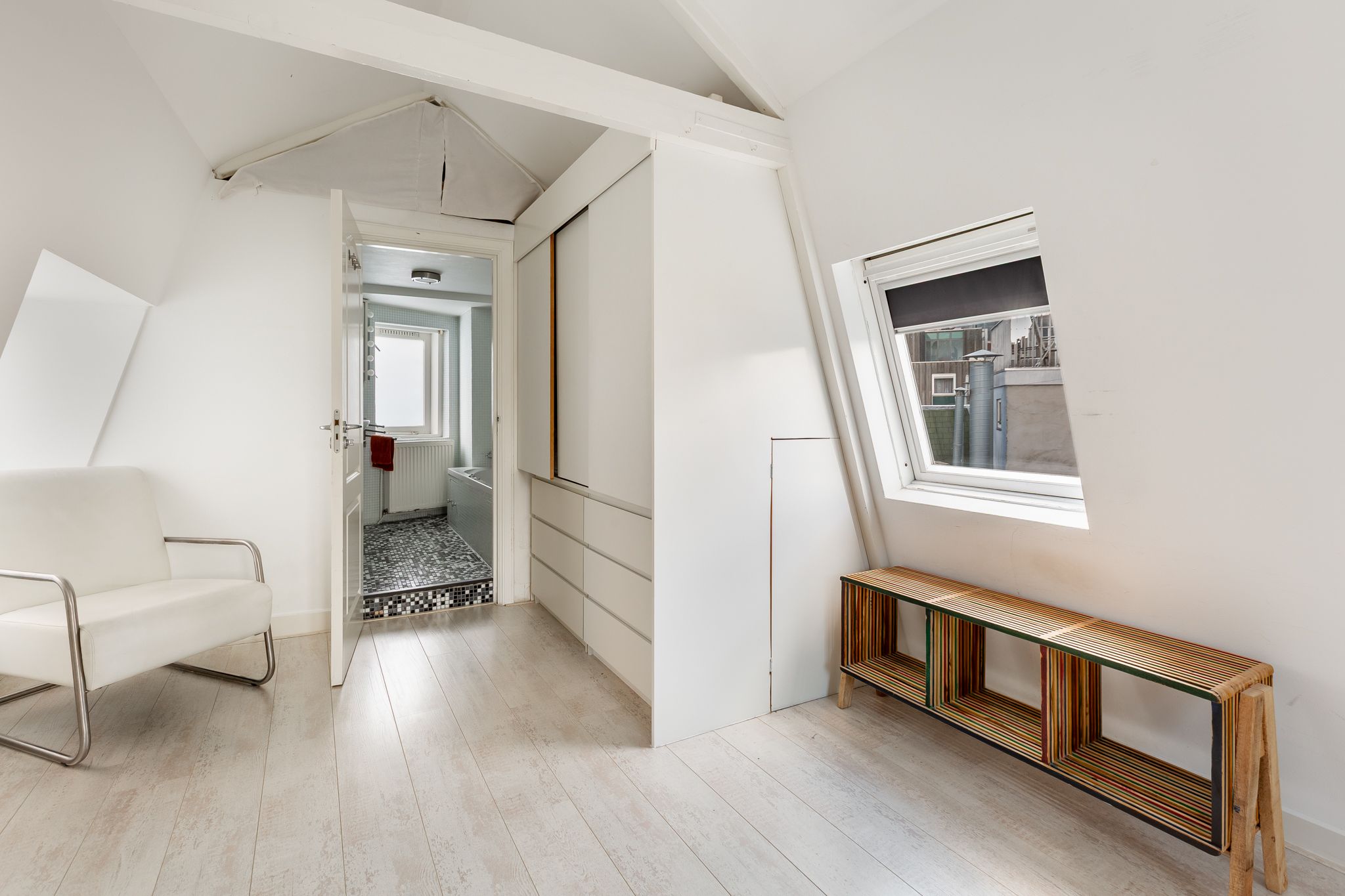 Foto 21 van Nieuwezijds Voorburgwal 43-E