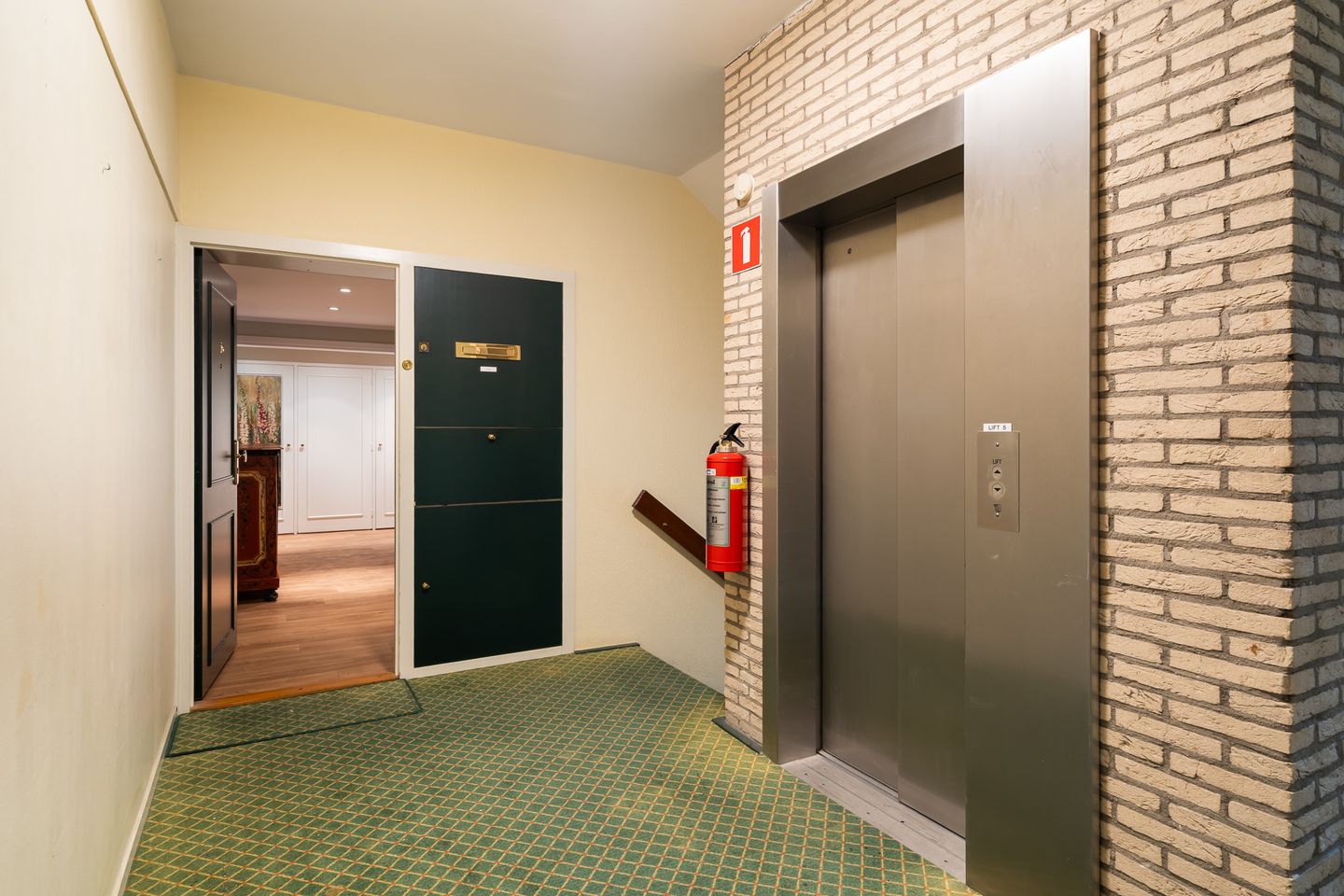 Photo 4 of Stoeplaan 11-F10