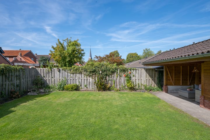 Foto 37 van Toebeshof 1