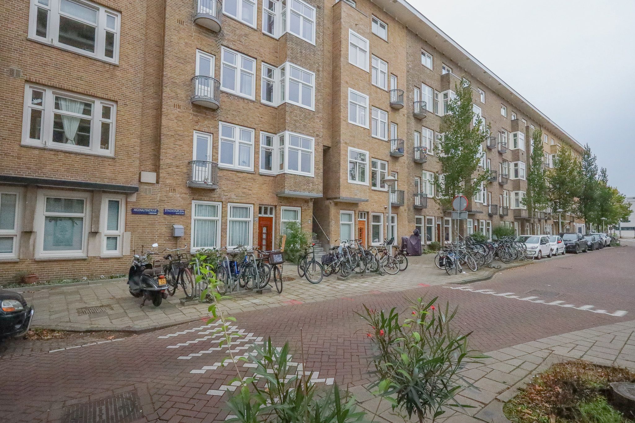 Photo 3 of Stadionplein 43-2