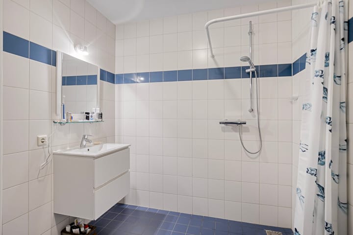 Foto 17 van Weegbree 38