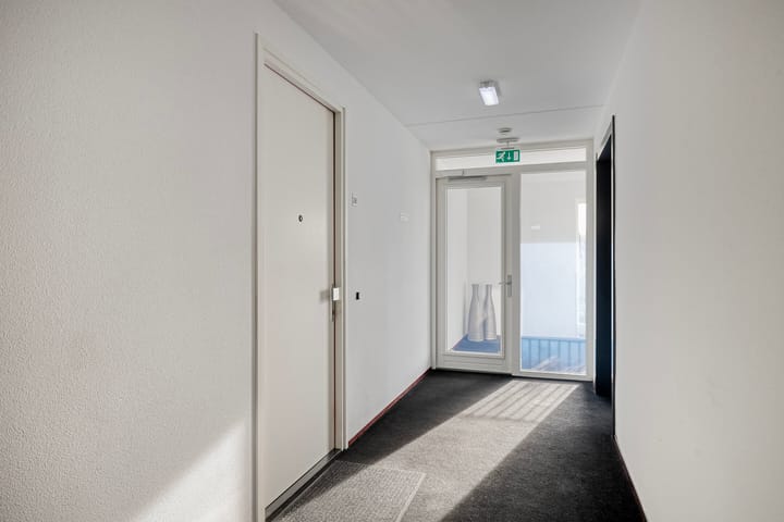 Foto 23 van Weegbree 38