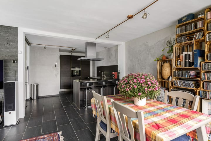 Foto 9 van Wilgeroosje 12