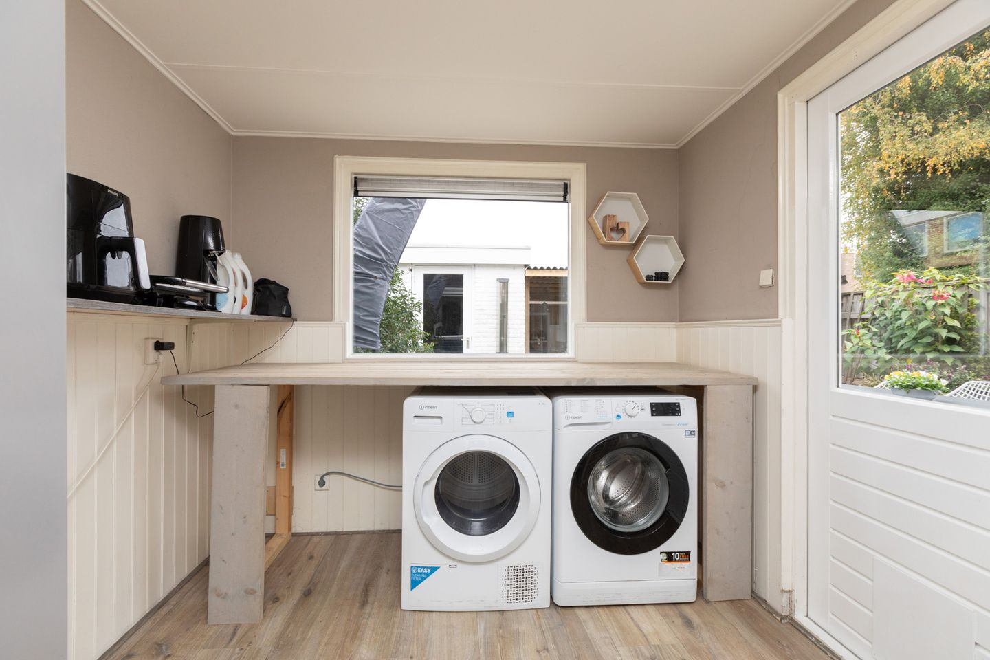 Foto 10 van Scherwolderhemstraat 50