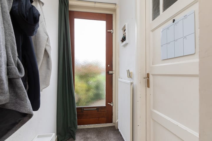 Photo 15 of Wassenberghstraat 18