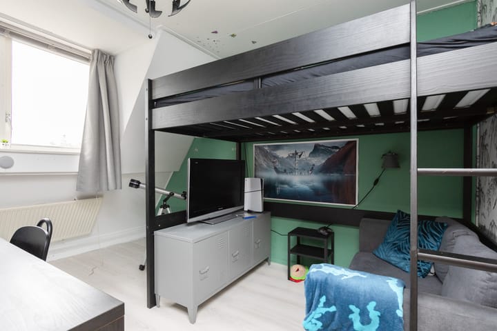 Photo 24 of Wassenberghstraat 18