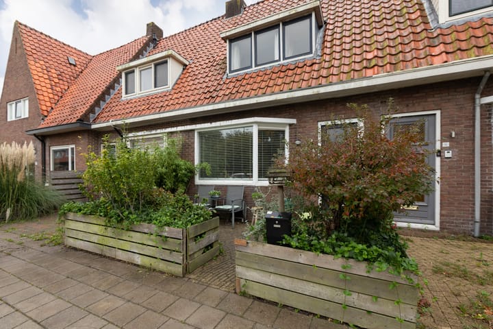 Photo 35 of Wassenberghstraat 18