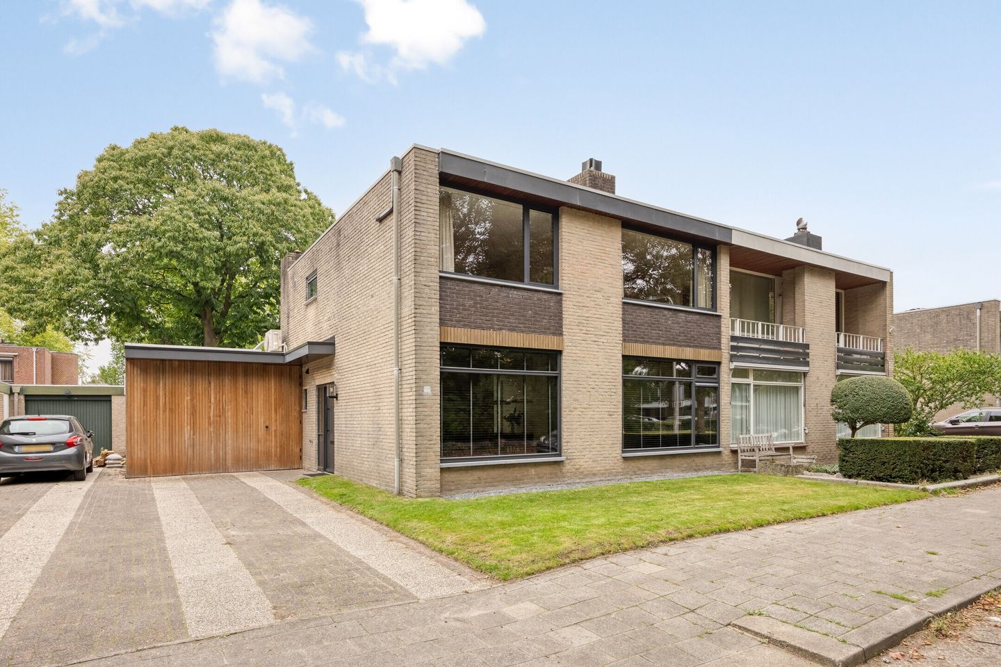 Foto 1 van Schout Crillaertstraat 15