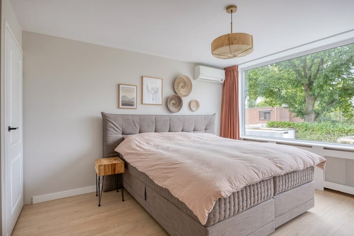 Foto 30 van Schout Crillaertstraat 15