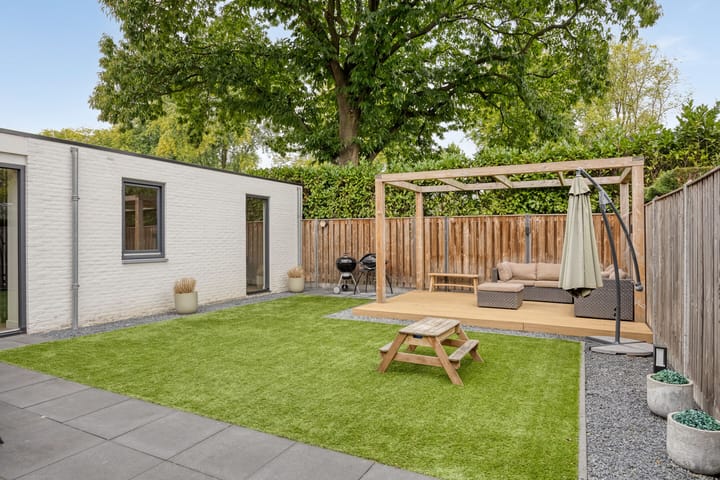 Foto 42 van Schout Crillaertstraat 15