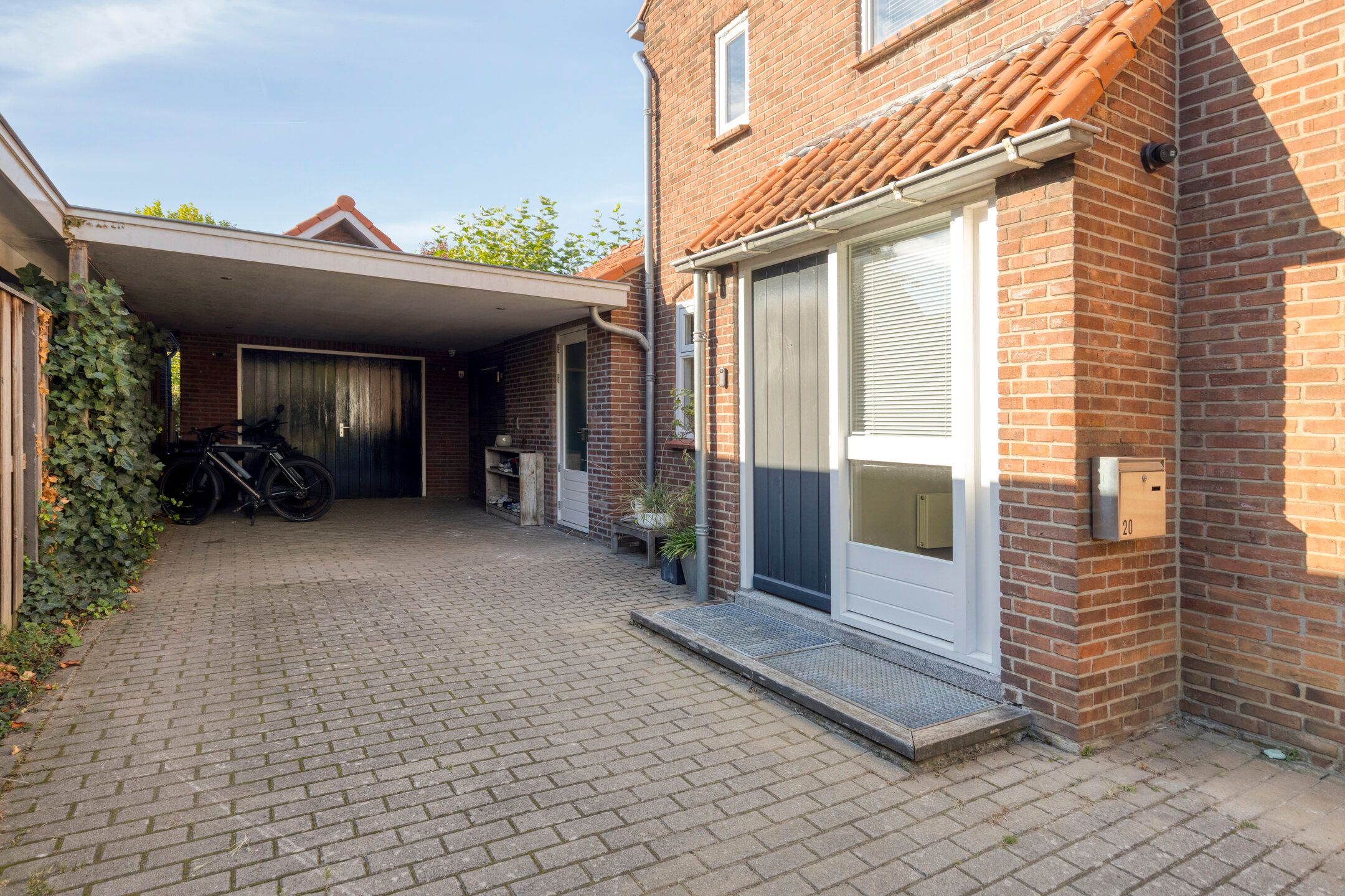 Foto 3 van Dinxperlosestraatweg 20