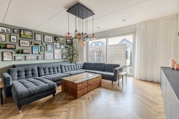 Foto 18 van Koning Willem-Alexanderplantsoen 11