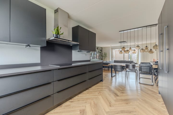 Foto 23 van Koning Willem-Alexanderplantsoen 11