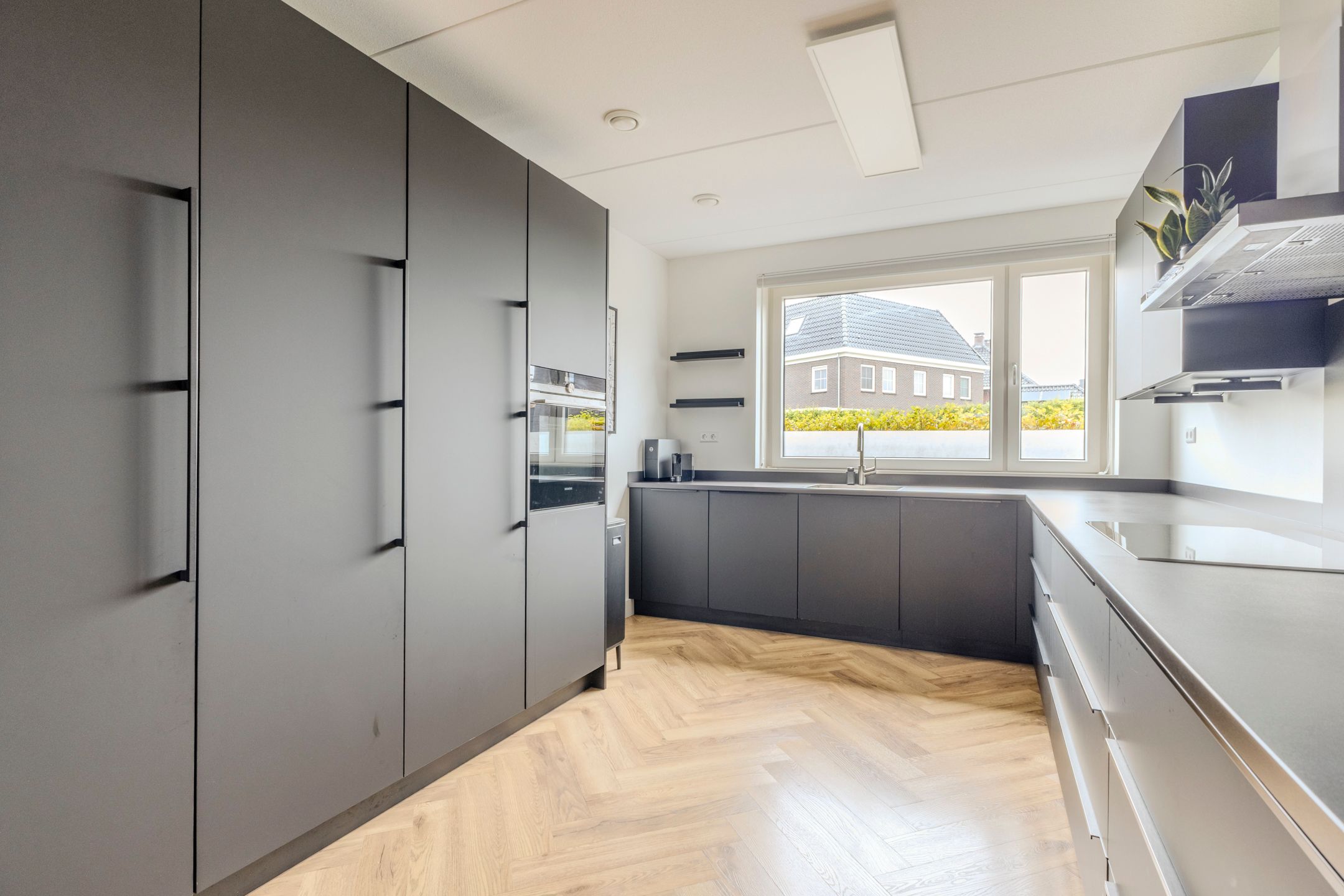 Foto 24 van Koning Willem-Alexanderplantsoen 11