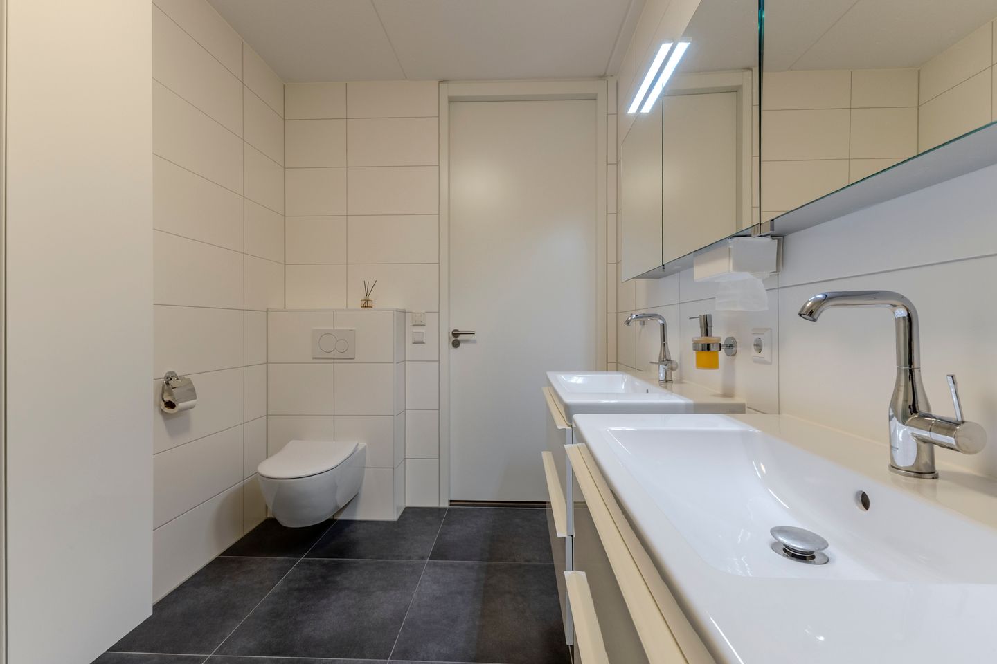 Foto 35 van Koning Willem-Alexanderplantsoen 11