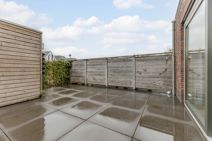 Foto 60 van Koning Willem-Alexanderplantsoen 11