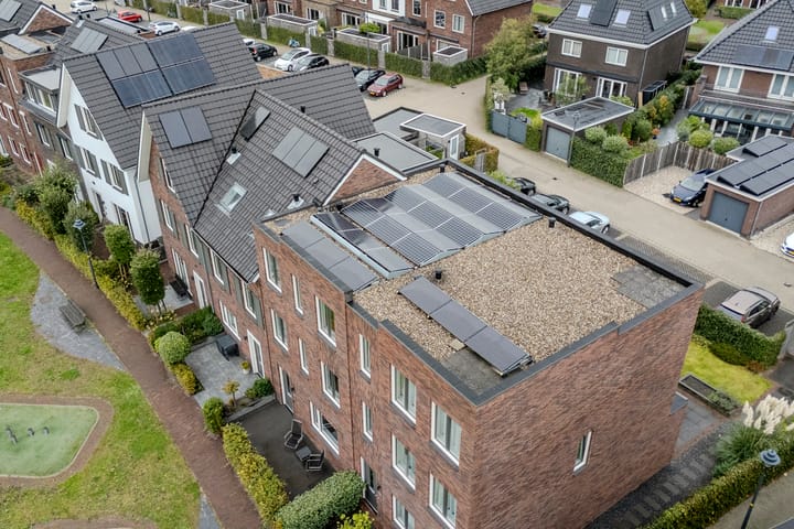 Foto 69 van Koning Willem-Alexanderplantsoen 11