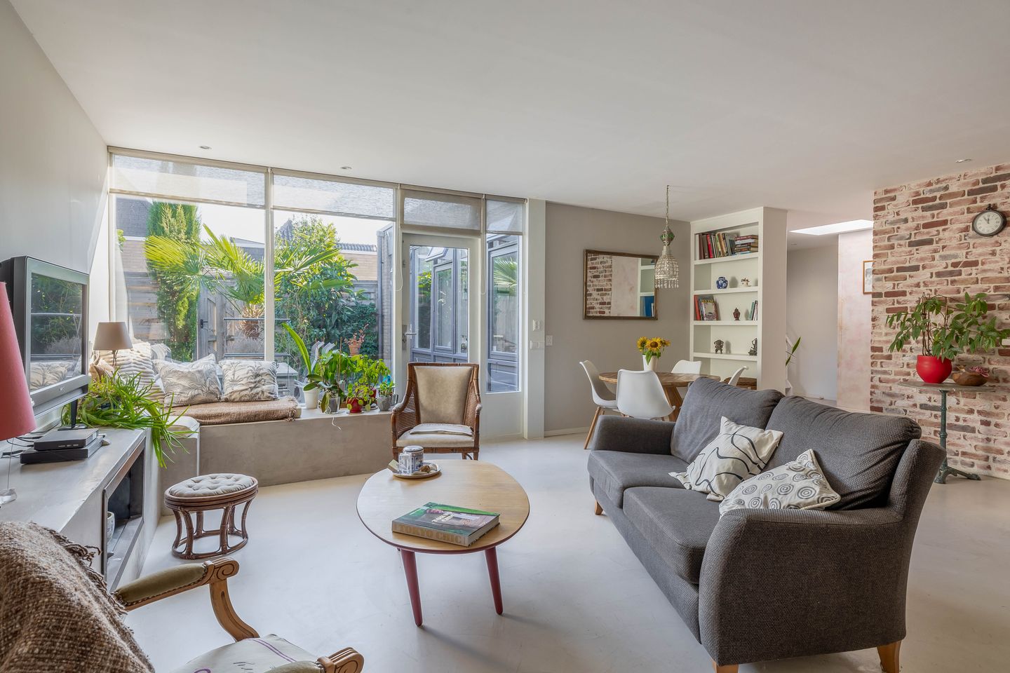 Foto 10 van Ikoon 32