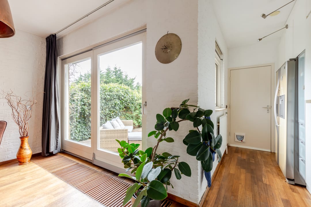 Photo 13 of Schipholdijk 261