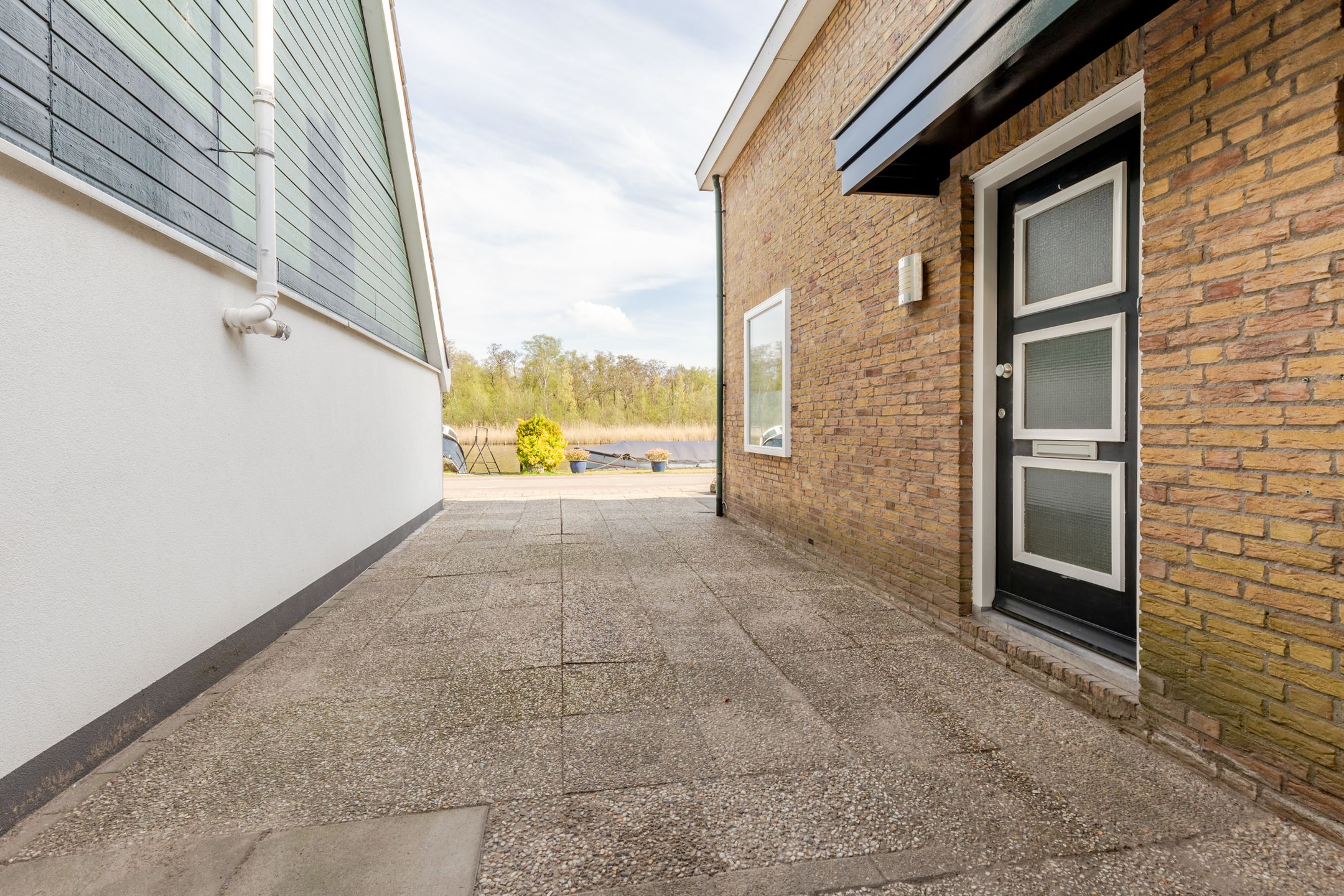 Photo 36 of Schipholdijk 261