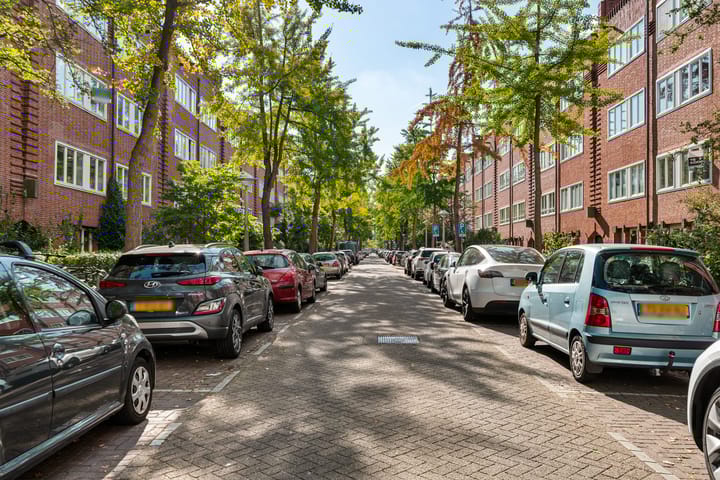 Photo 10 of Vespuccistraat 99-2