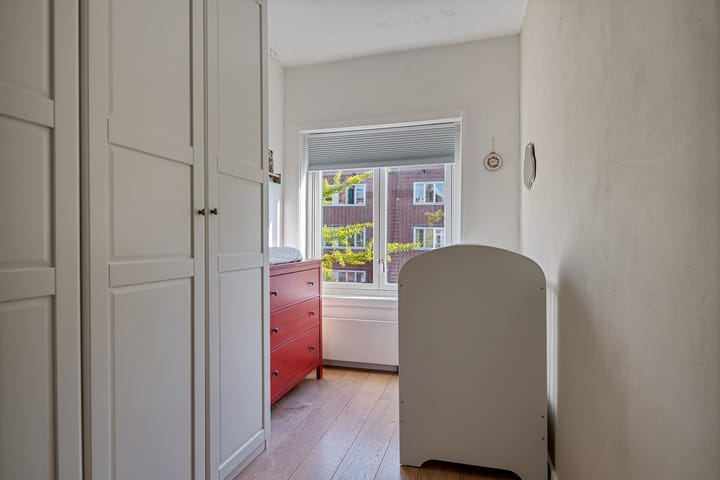 Photo 15 of Vespuccistraat 99-2