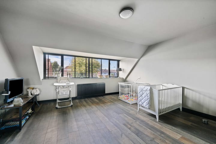 Photo 35 of Posthoorn 6