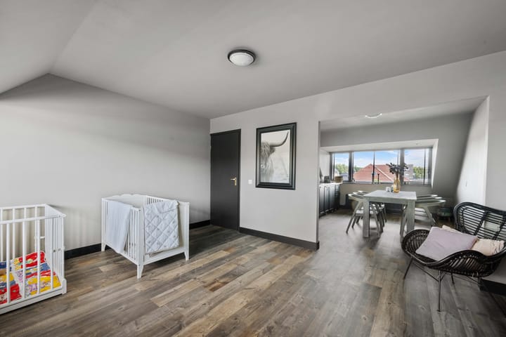 Photo 37 of Posthoorn 6