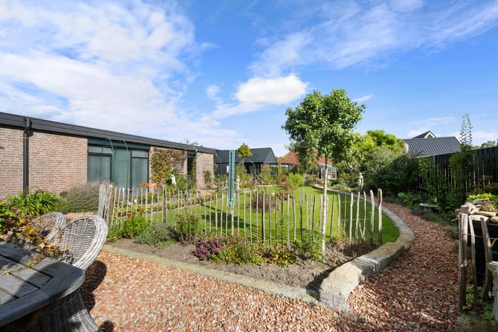 Photo 51 of Posthoorn 6