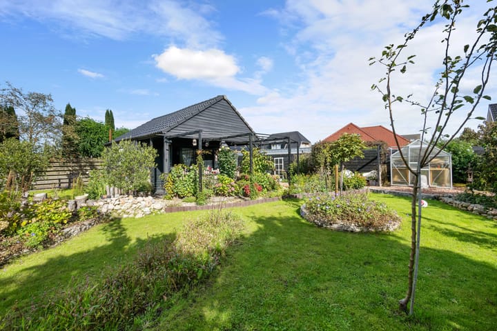 Photo 56 of Posthoorn 6