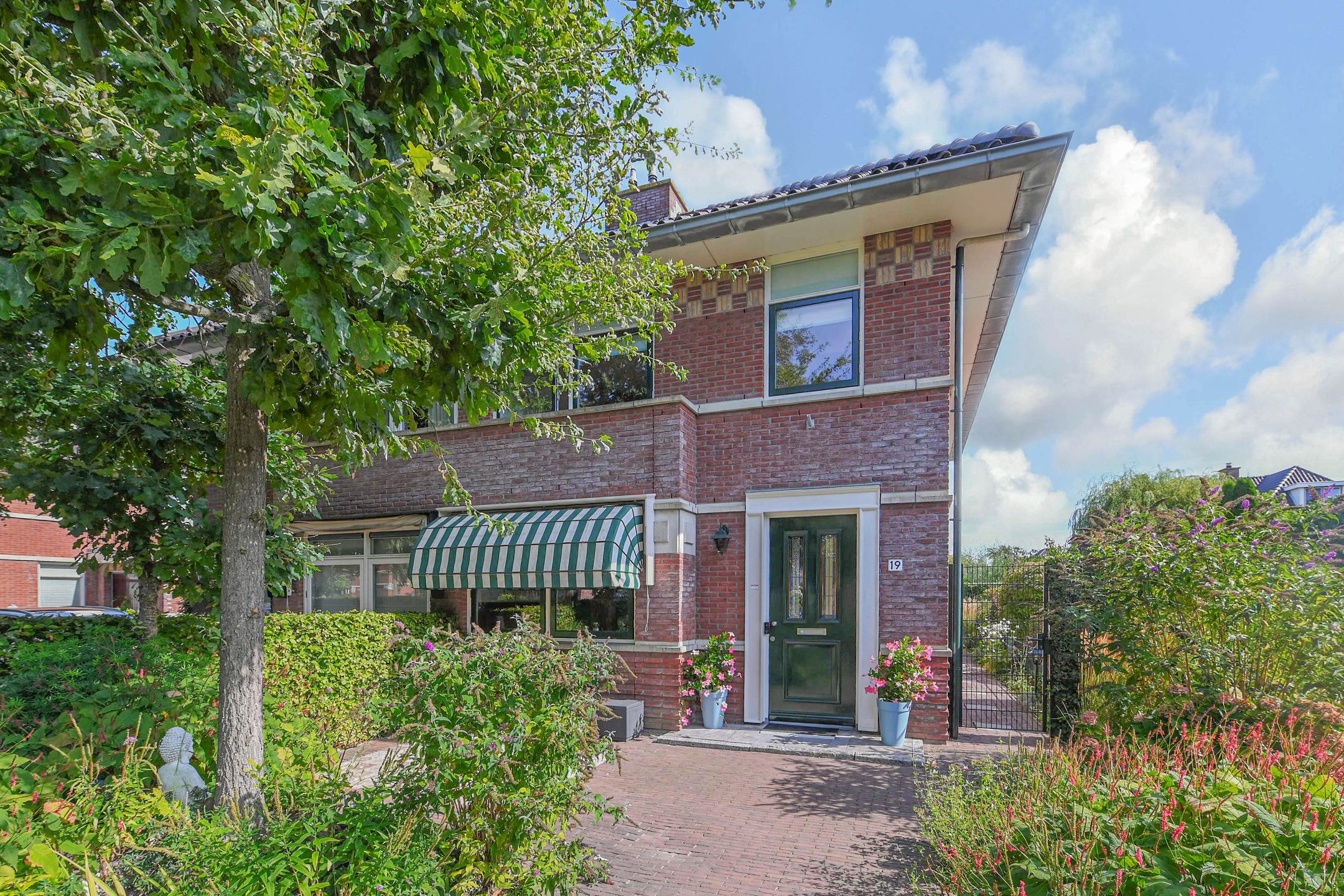 Foto 6 van Hof van Polanen 19