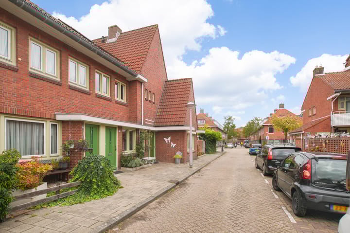 Foto 28 van Hazelaarstraat 63