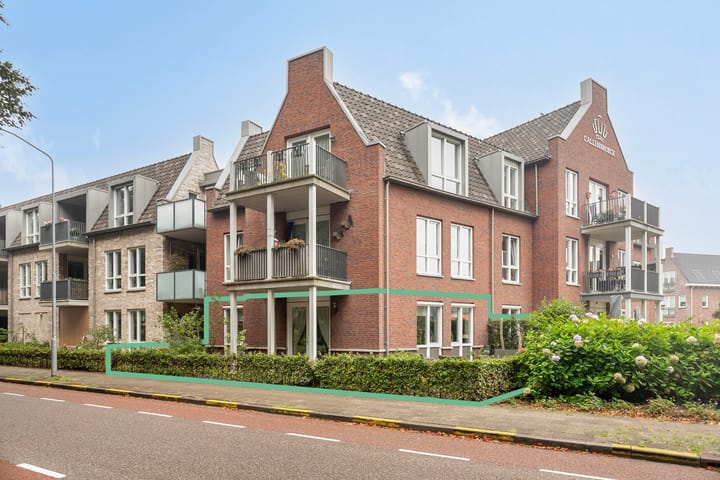 Photo 2 of Schoutenstraat 35-05