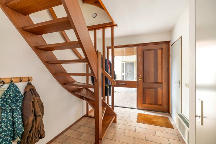 Foto 6 van Burg. Crommelinlaan 55