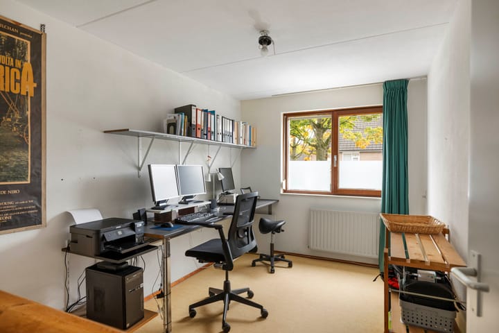 Foto 21 van Burg. Crommelinlaan 55