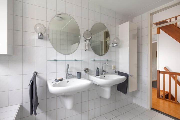 Foto 25 van Burg. Crommelinlaan 55