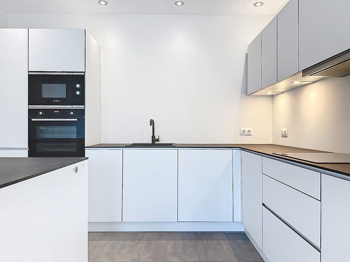 Photo 12 of Weststraat 18-201