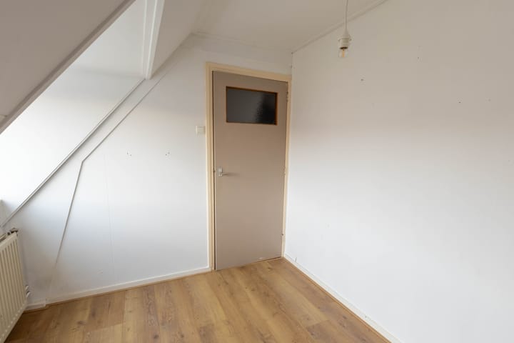 Foto 18 van van Loonstraat 49