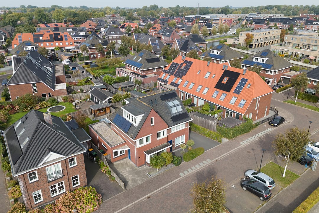 Photo 2 of Witte Klaverweide 16-A