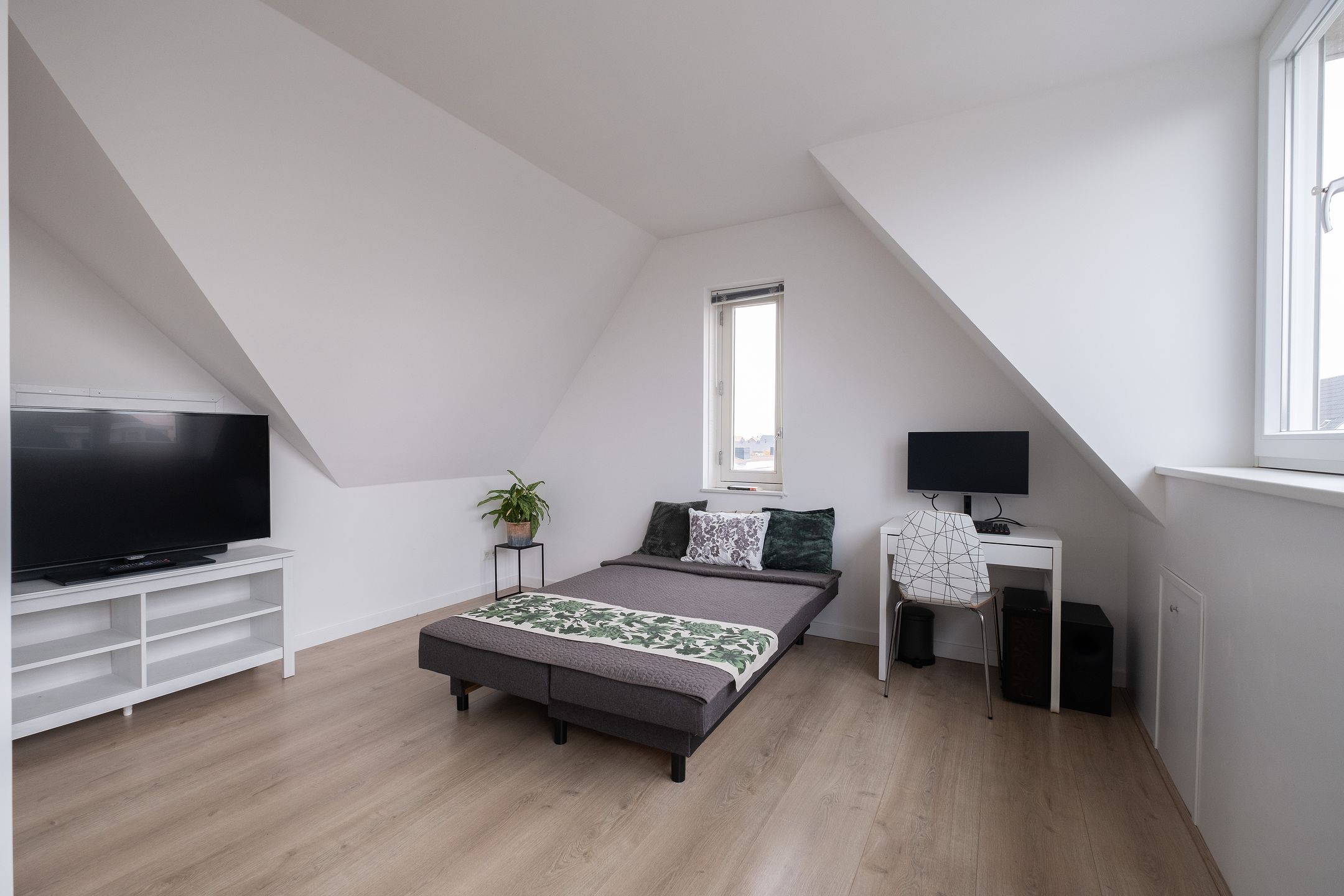 Photo 27 of Witte Klaverweide 16-A