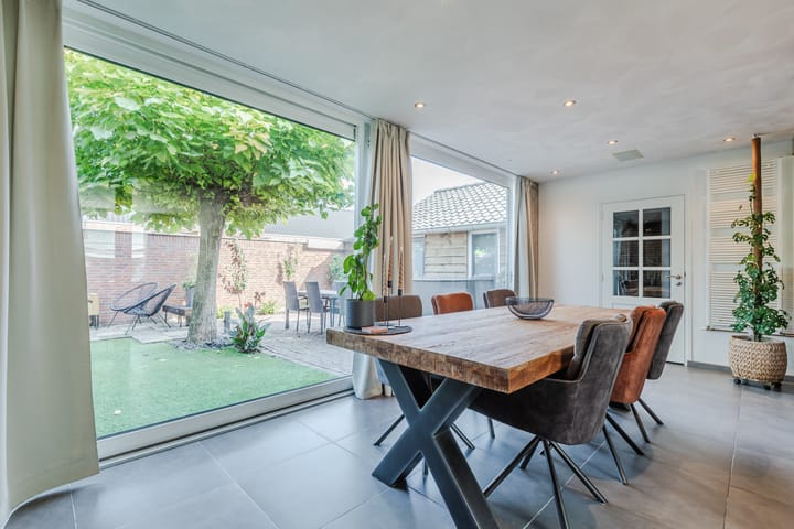 Foto 23 van Rector Aldenhuysenstraat 41