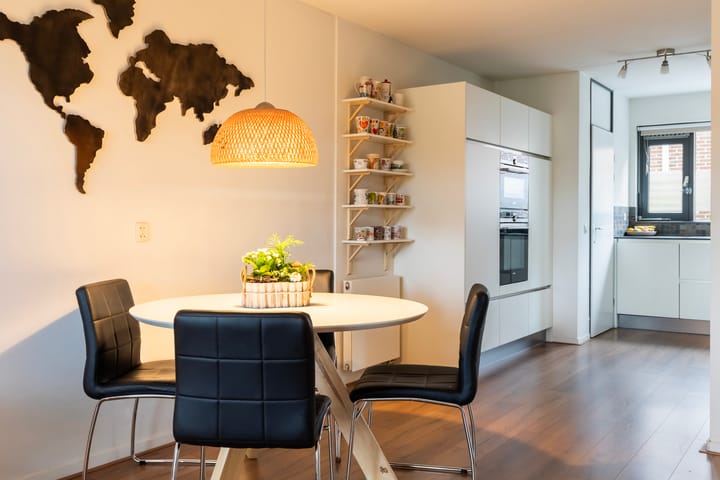 Foto 11 van Kometenstraat 46