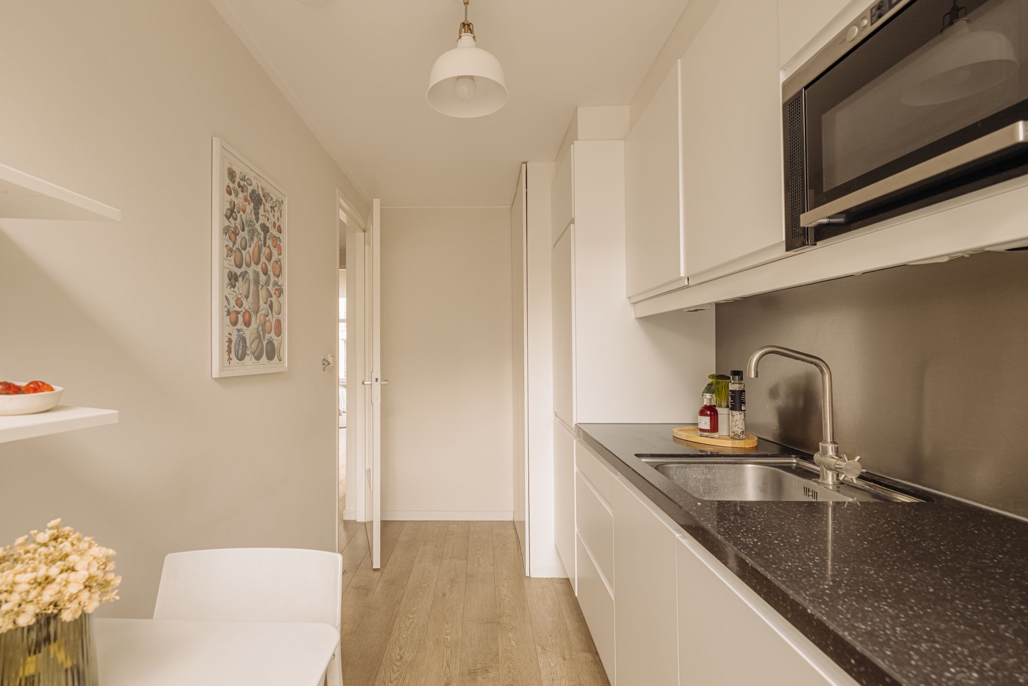 Foto 9 van Van Oldenbarneveldtstraat 63-3