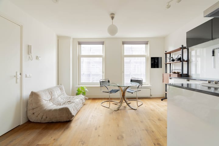 Photo 2 of Marnixstraat 235-D