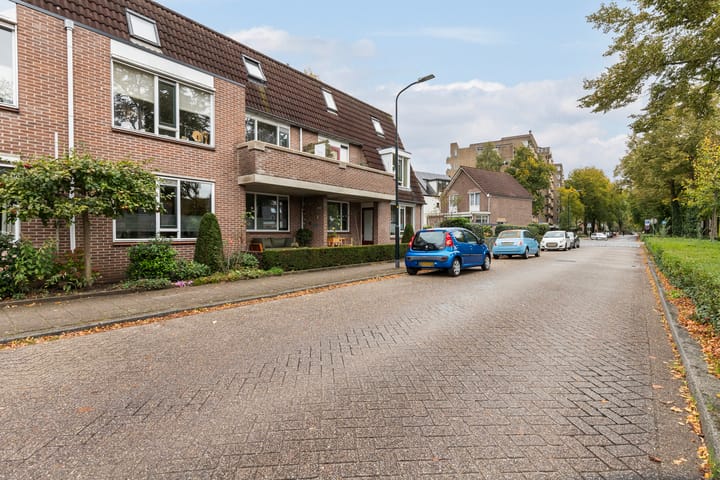 Foto 33 van Kometenstraat 46