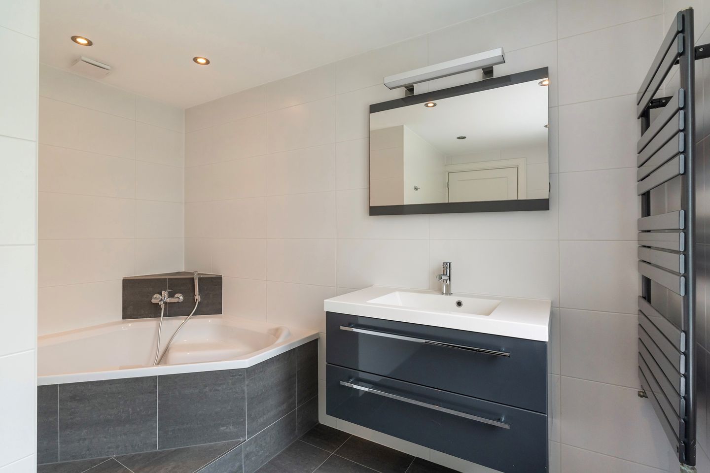 Photo 20 of Secretaris Varkevisserstraat 69