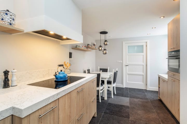 Foto 18 van Secretaris Varkevisserstraat 69