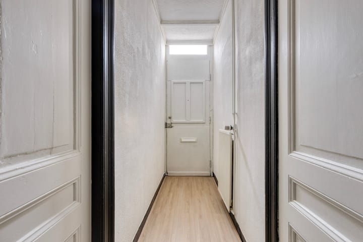 Foto 4 van Spoorstraat 11